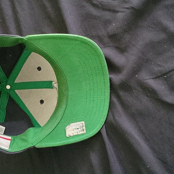 Vancouver Canucks NHL youth snapback color blue green white - Picture 8 of 8